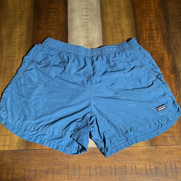 Patagonia baggies 4” - Picture 2 of 8